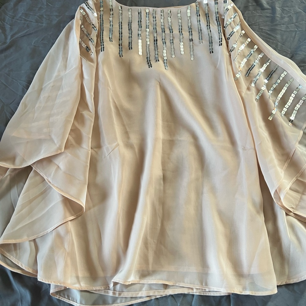 Venus, size small flowy blouse